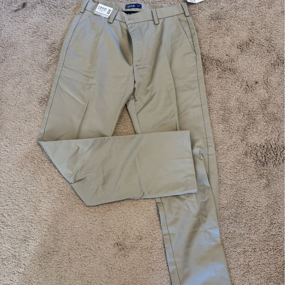 Izod Men's Olive Chinos